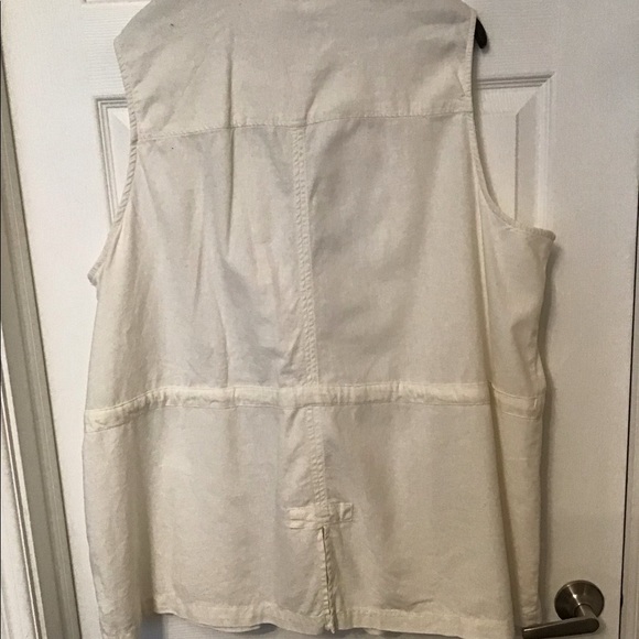 Plus Size Pennington’s Safari Type Vest - Picture 2 of 3